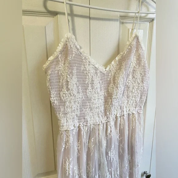 New Aritzia Wilfred Tuberose Dress Lace tiered midi dress - Picture 6 of 11